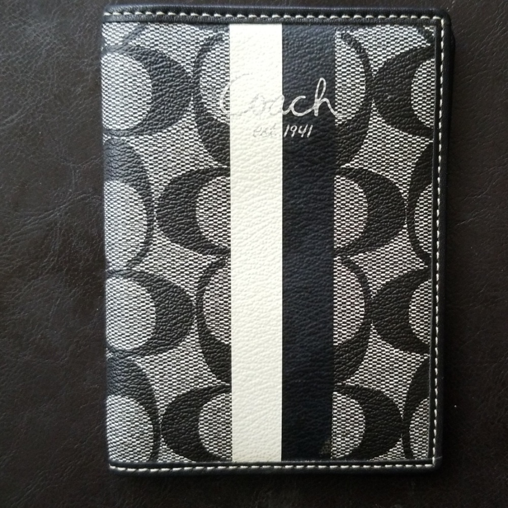 Coach Signature Passport Case